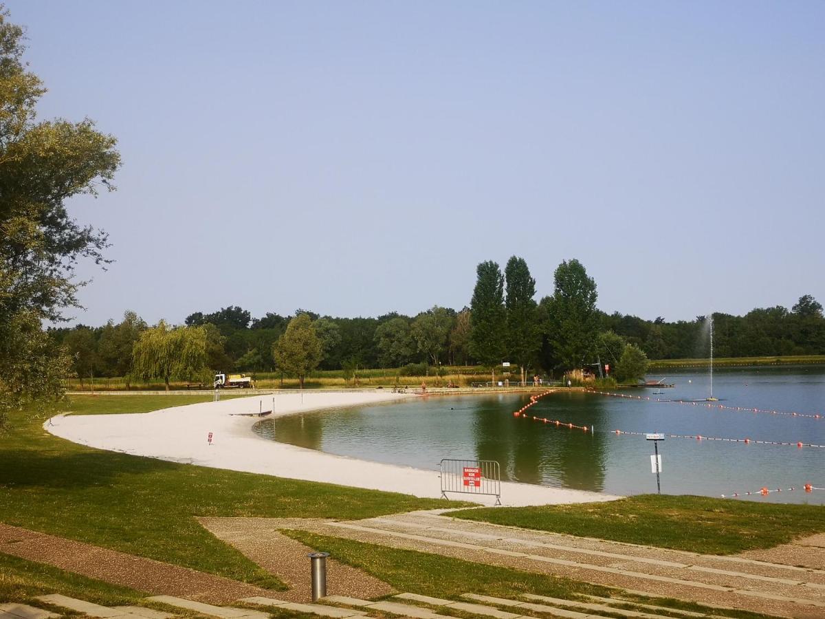 Maison De Campagne Proche Libourne Saint-Denis-de-Pile Bagian luar foto