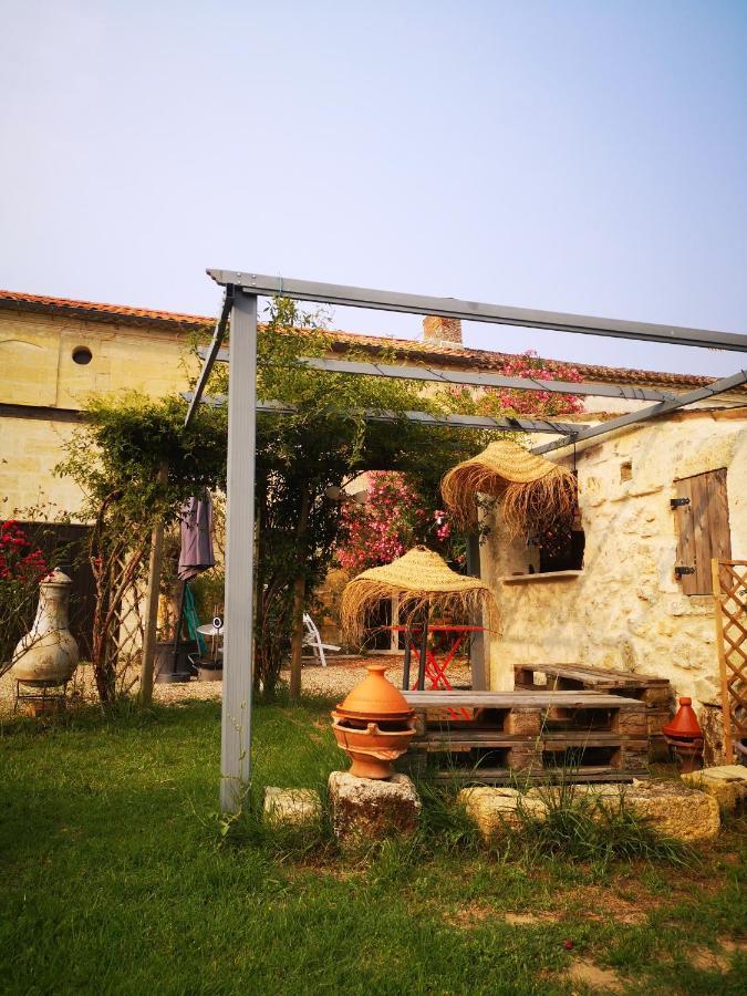 Maison De Campagne Proche Libourne Saint-Denis-de-Pile Bagian luar foto